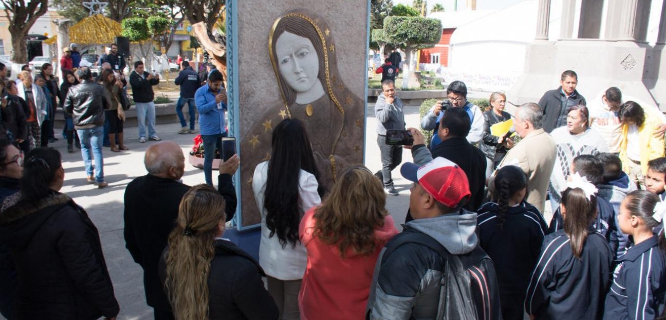 Esculturas monumentales de la Virgen de Guadalupe captan la atención en Soledad