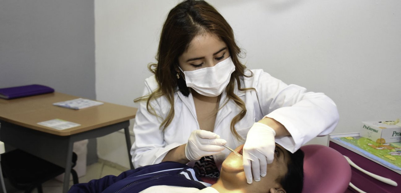 El consultorio dental gratuito del DIF  de Soledad  brinda al mes 120 atenciones a personas en condición vulnerable