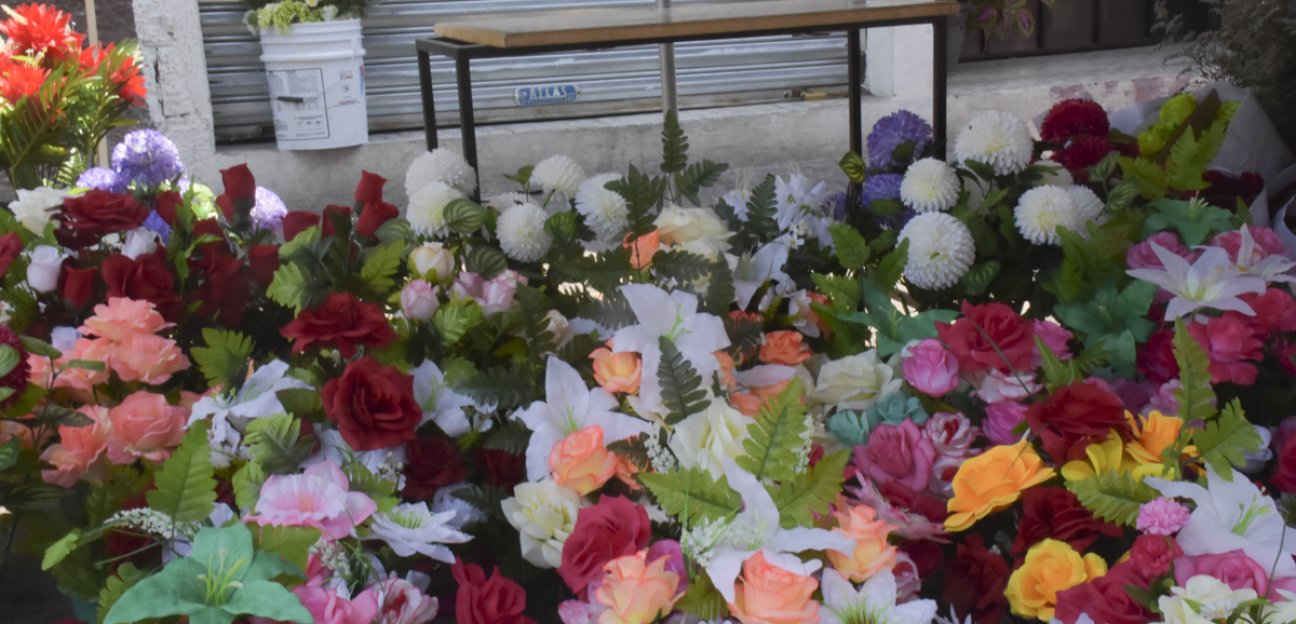 Comerciantes se alistan para venta por Día de las Madres