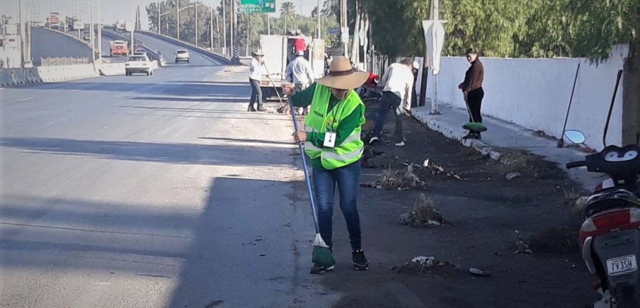 Activan campaña de limpieza de basura en comunidades y carreteras de Soledad
