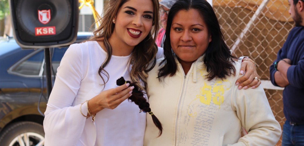 Continúa DIF recibiendo donación de cabello para pelucas oncológicas
