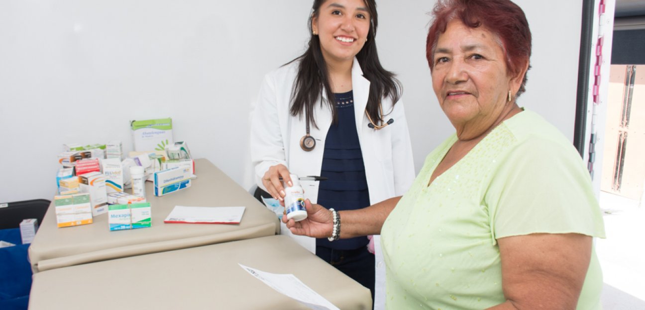 Más de 600 consultas gratuitas se han ofrecido en la Unidad Médica Móvil