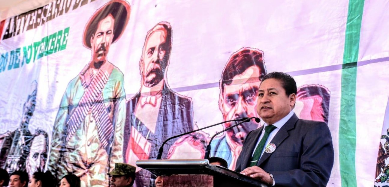 El desfile de la Revolución Mexicana en Soledad toda una fiesta cívica 