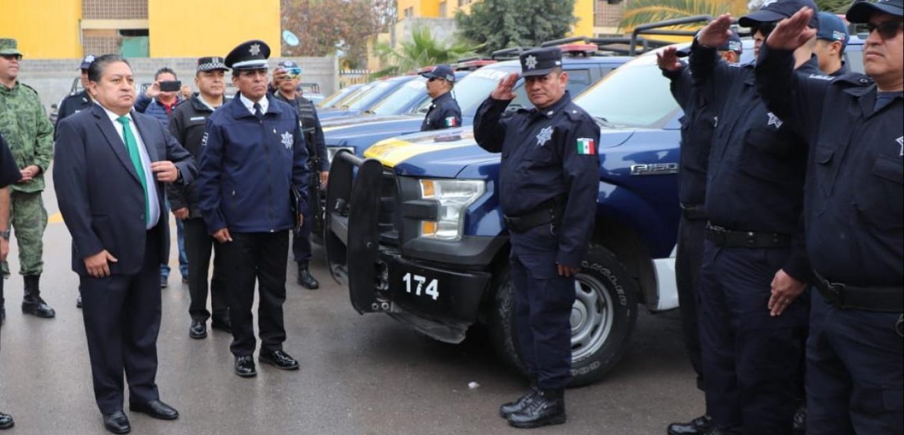 Encabeza alcalde GHV ceremonia de pase de revista e informe anual de actividades en la Comandancia Central de Pavón 