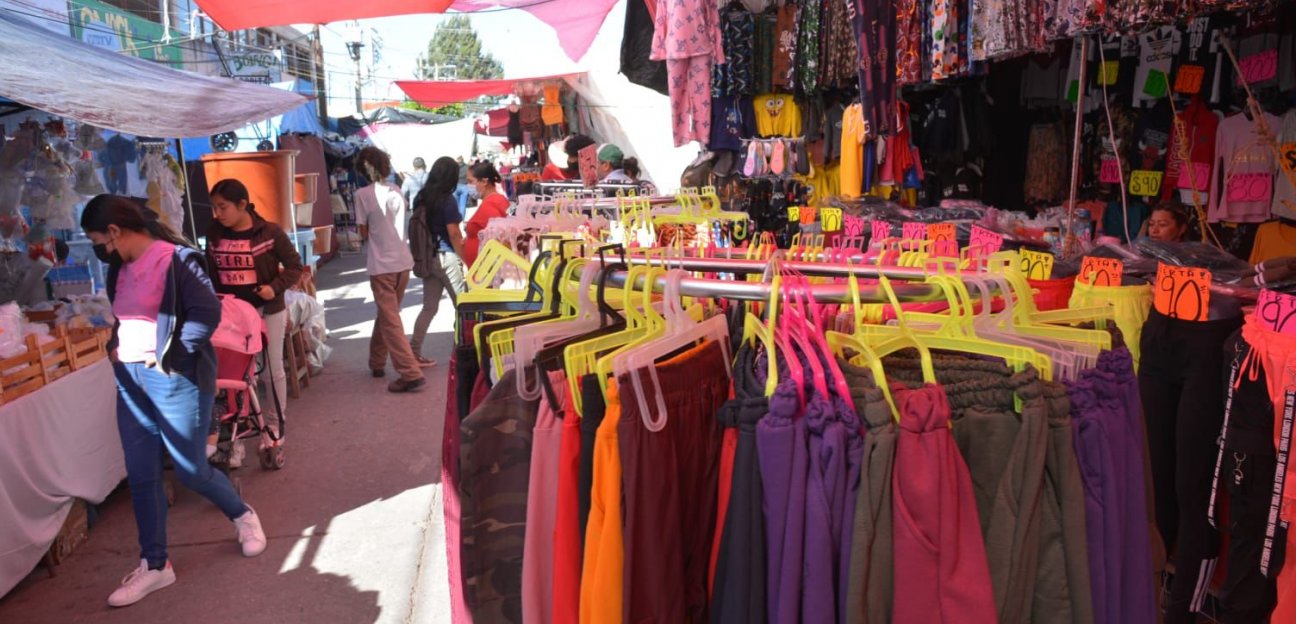 Solo 40 comerciantes que solicitaron permiso para realizar las ventas navideñas permanecen activos