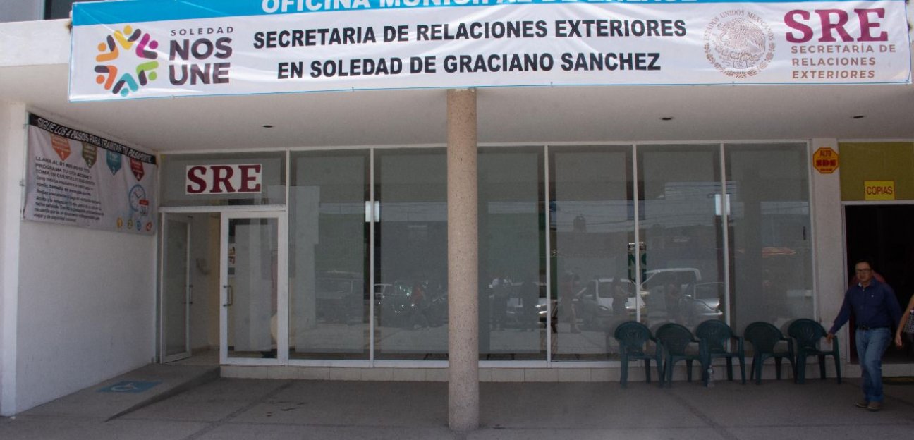 Sólo la mitad de las personas que tramitan una fecha para agendar un pasaporte acuden a su cita