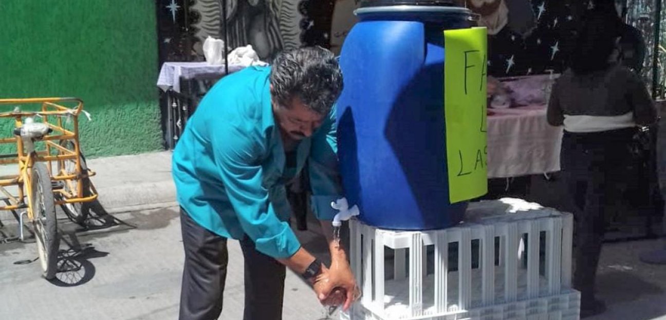 Comercio y COEPRIS supervisan que los tianguis cumplan con las medidas sanitarias para evitar contagios