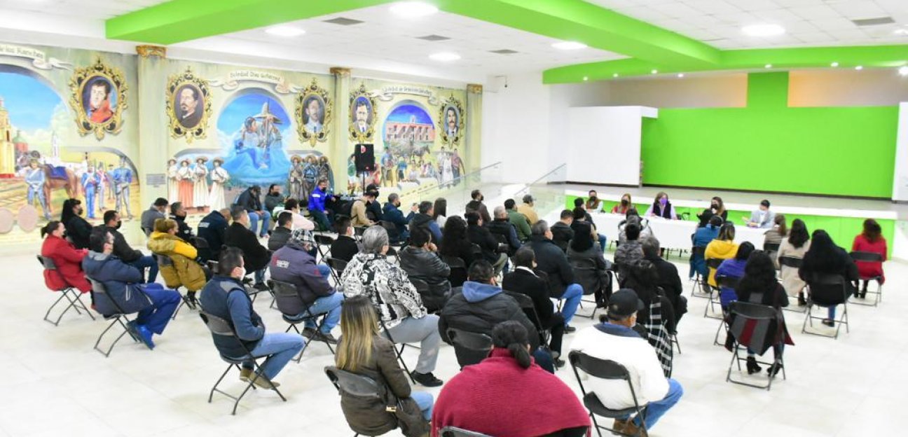 Directores de la administración soledense participan en la primera reunión de gabinete