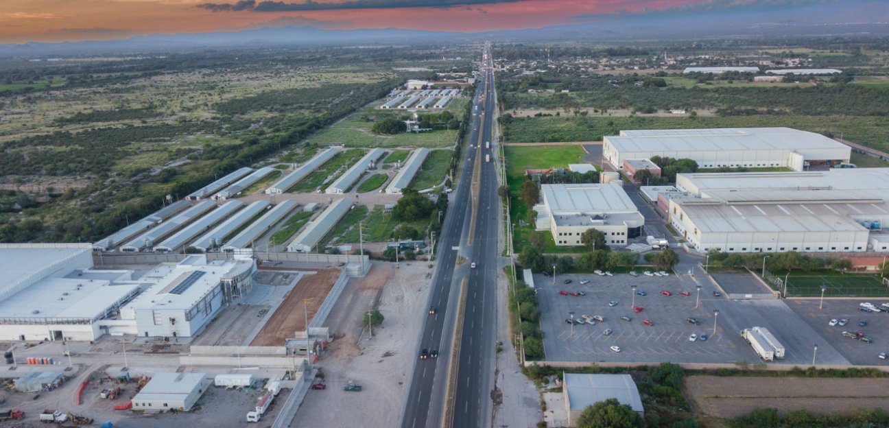 El director de Desarrollo Económico municipal de Soledad de Graciano Sánchez se reunió con el recién nombrado secretario de Desarrollo Económico de la entidad