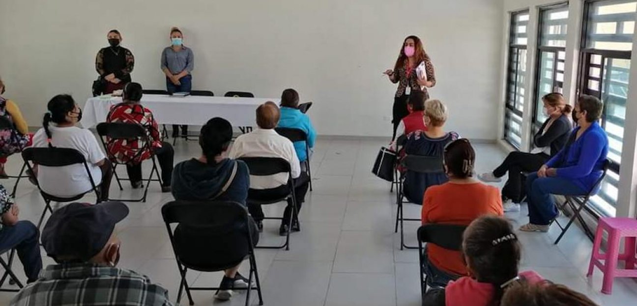 UAVI de Soledad acude con mujeres de la colonia Rancho Pavón