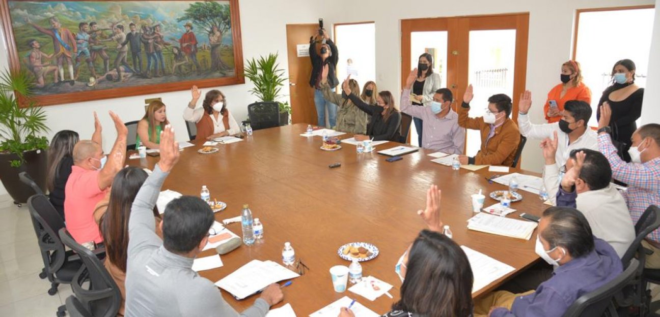 Nombran a Carolina Moreno Macías titulares del área de enlace de Derechos Humanos Municipal