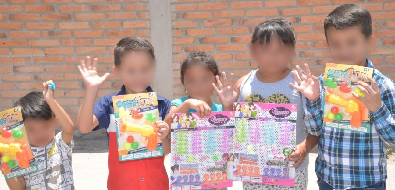 Alcaldesa de Soledad festeja a los niños y niñas en su día