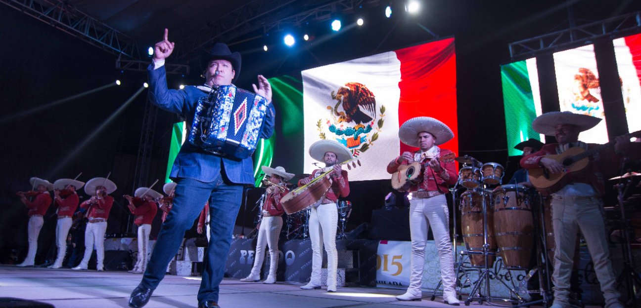 En la quinta noche de la feria llega <Pesado> a conquistar a los soledenses