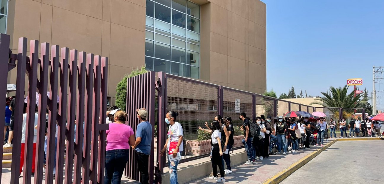 Hospital de Soledad registra buena respuesta de jóvenes que acercaron a recibir la vacuna contra el Covid-19