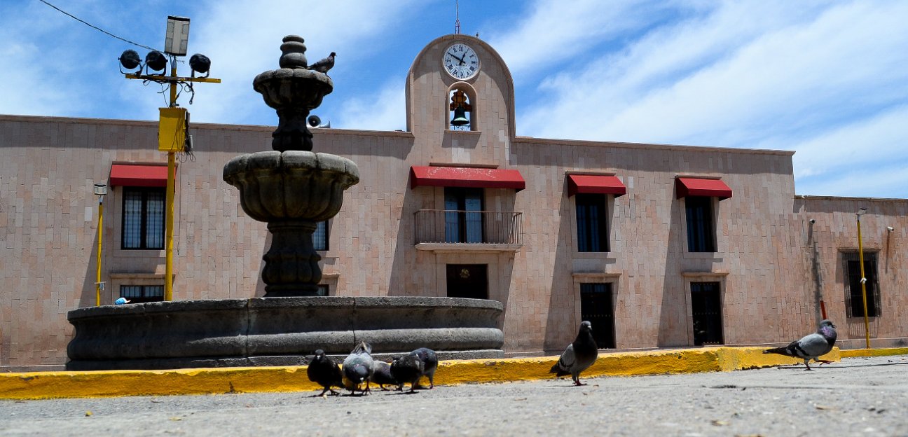 Buscarán certificación de palacio municipal como espacio cien por ciento libre de humo de tabaco