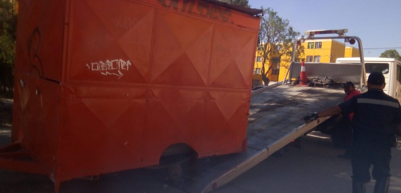 Ayuntamiento de Soledad comenzó el proceso para retirar estanquillos en la vía pública 