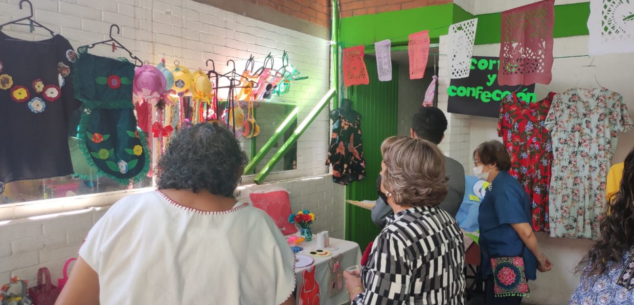 Centro Comunitario Praderas realizó evento de exhibición en el cierre del semestre de actividades