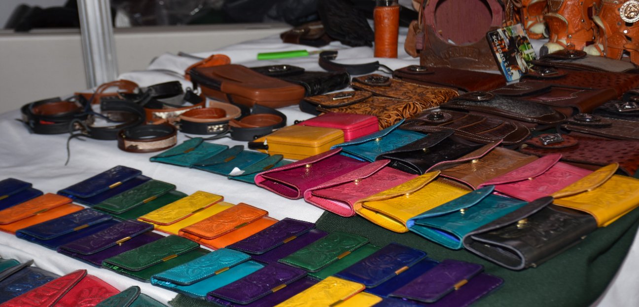 Artesanos soledenses reportan buenas ventas en el Pabellón Artesanal de la FENAPO 