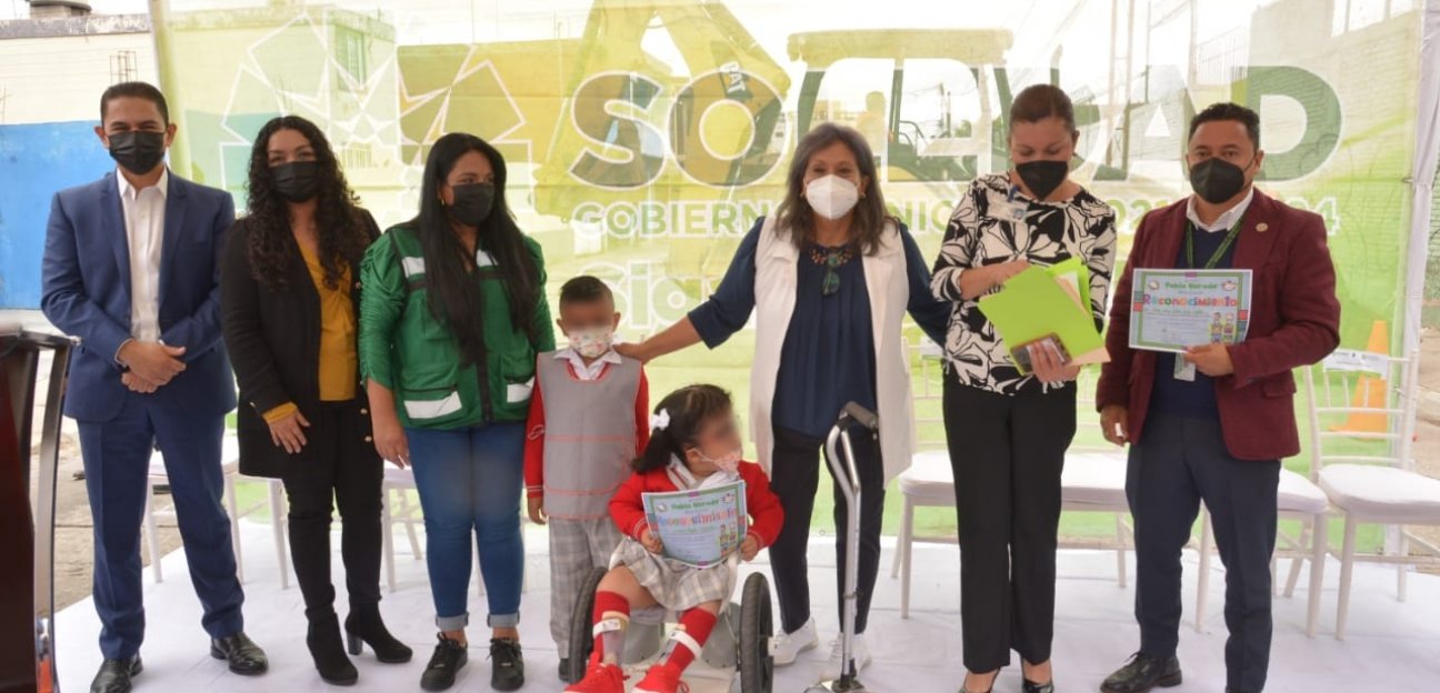Alcaldesa de Soledad cumple compromiso y pone en marcha la construcción de la barda perimetral en el jardín de niños Pablo Neruda