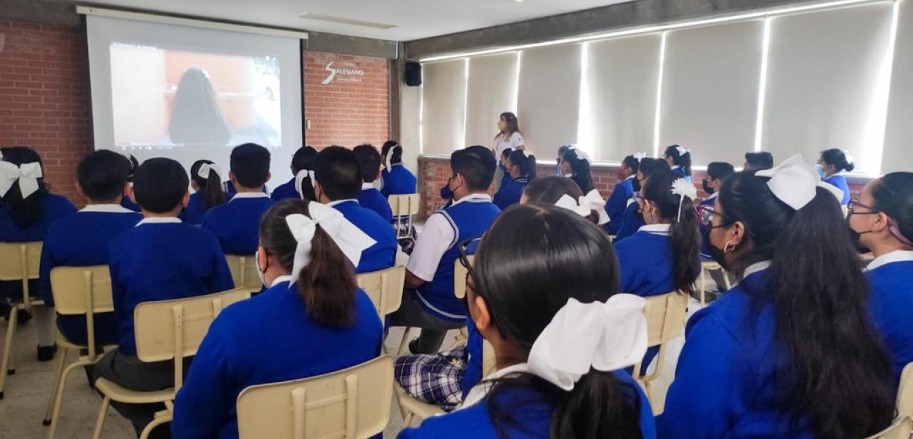 Imparten pláticas en Soledad para poner fin al acoso escolar