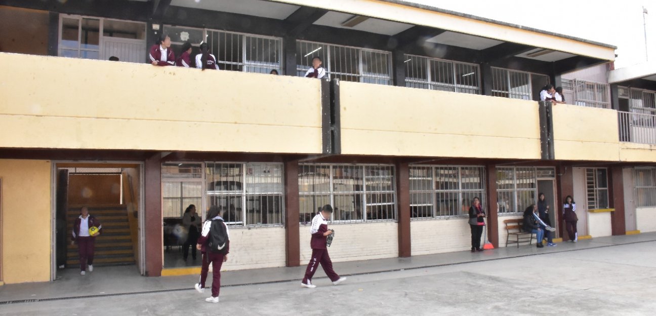 Alcaldesa Leonor Noyola Cervantes mantiene el compromiso con la educación