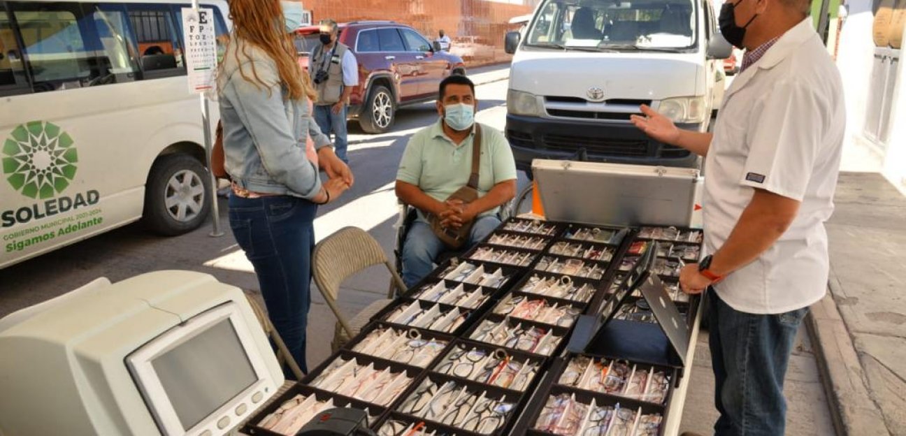 El programas de lentes a bajo costo y examen de la vista gratis que ofrece el DIF ha dado buenos resultados en Soledad