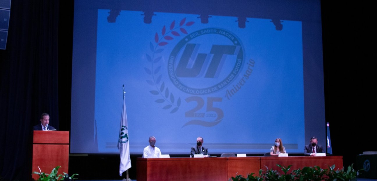 Secretaria General asistió a la ceremonia de conmemoración del 25 Aniversario de la UT
