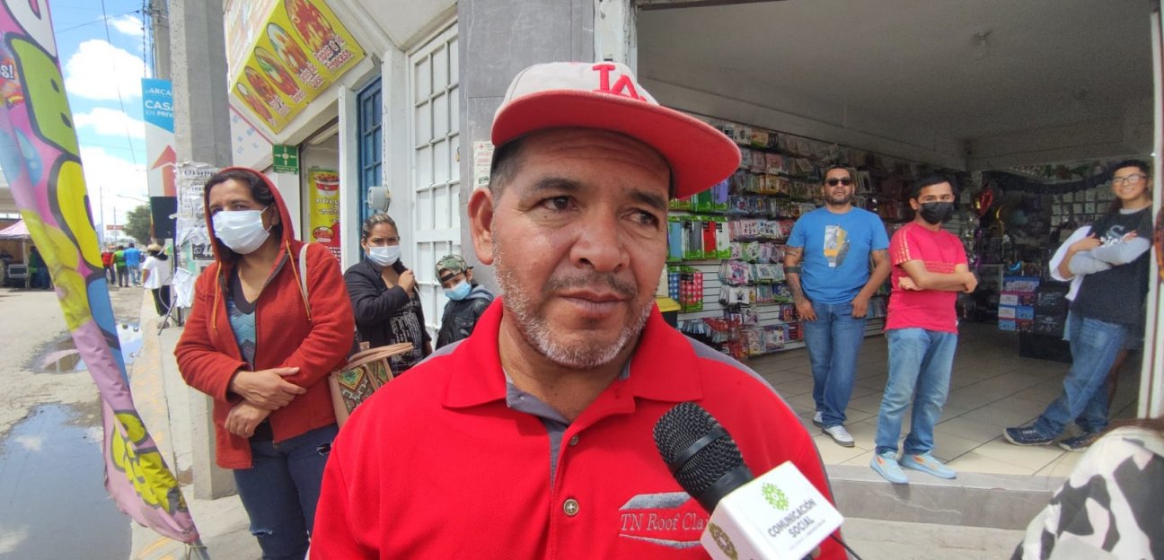 Habitantes y comerciantes de la Avenida San Pedro celebran el inicio de la obra de rehabilitación