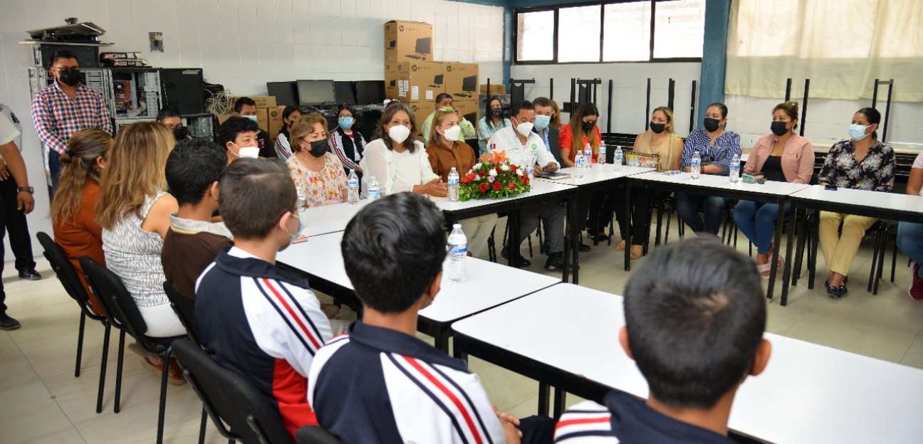Regresa a planteles educativos el programa de prevención Escuela Segura, Sigamos Adelante