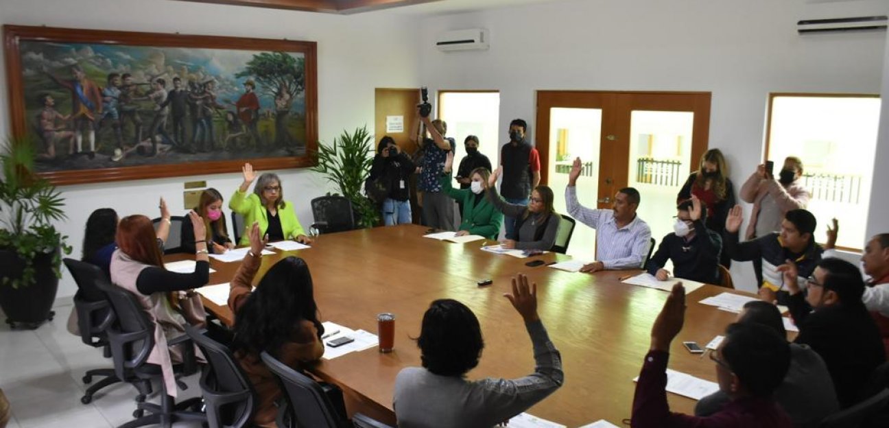 Cabildo soledense declara la plaza principal de Soledad como recinto oficial para la celebración del primer informe de resultados