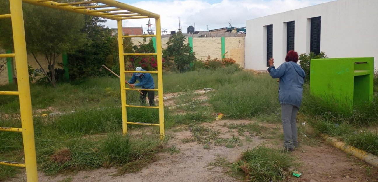 Servicios Municipales continúa brindando mantenimiento a áreas recreativas de Soledad