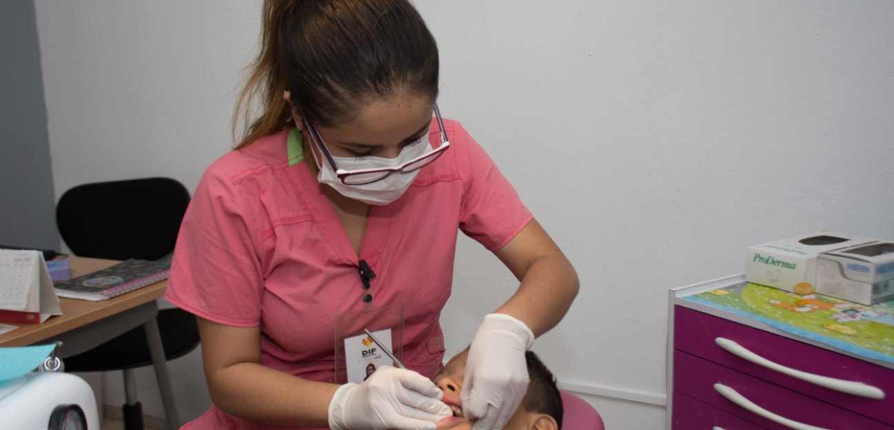 Atención médica dental a bajo costo ha resultado un éxito en Soledad
