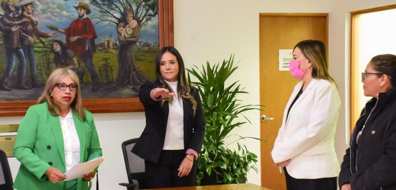 Toma protesta la nueva Contralora Interna en Soledad