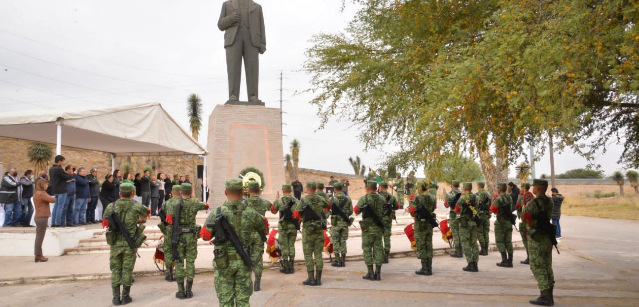 Soledad de Graciano Sánchez conmemora el CXXXIV aniversario del natalicio del prof. Graciano Sánchez Romo 