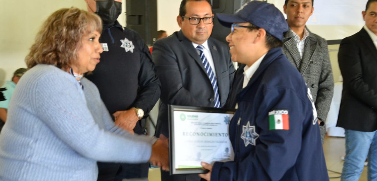 Presidenta municipal de Soledad, Leonor Noyola, felicita y reconoce el trabajo de las y los policías en su día 