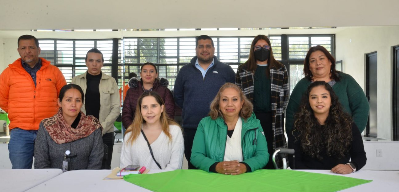 Alcaldesa Leonor Noyola da continuidad a la regularización de predios en el municipio