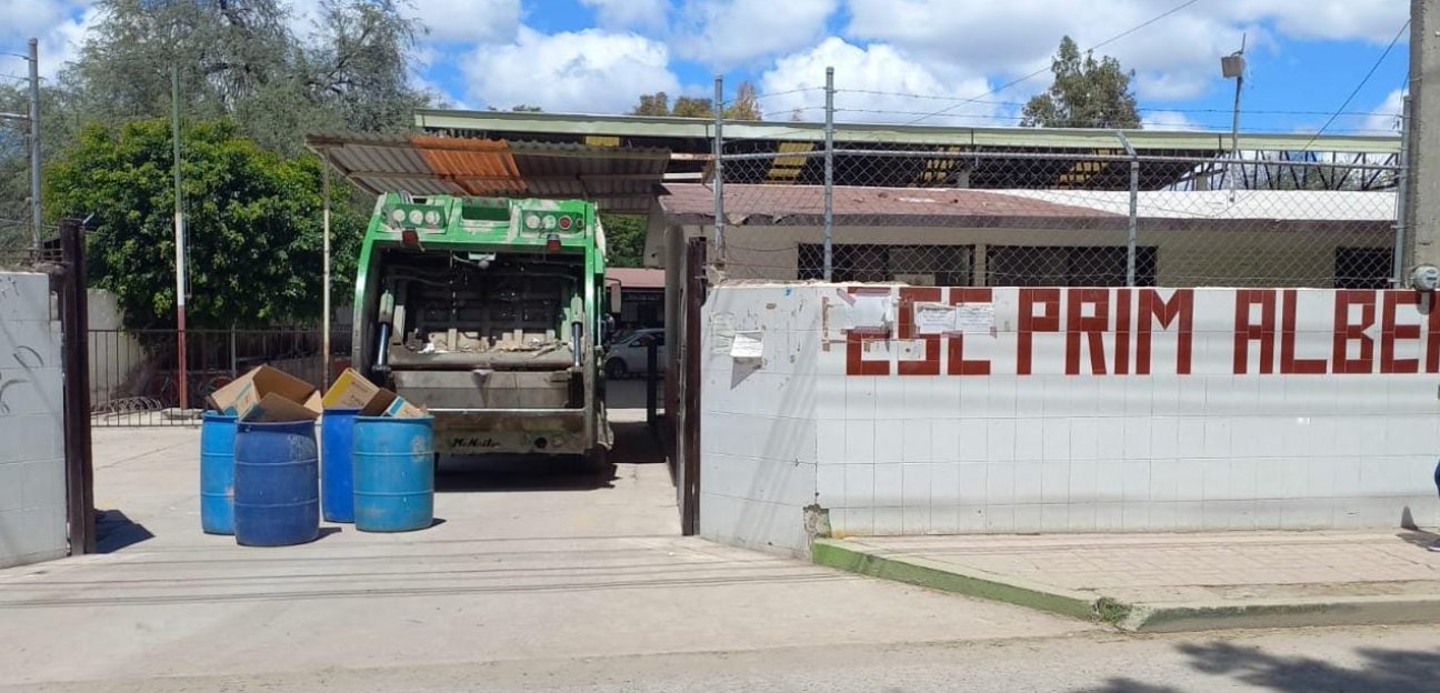 La dirección de Servicios Municipales de Soledad, implementa ruta exclusiva para la recolección de desechos en los planteles educativos