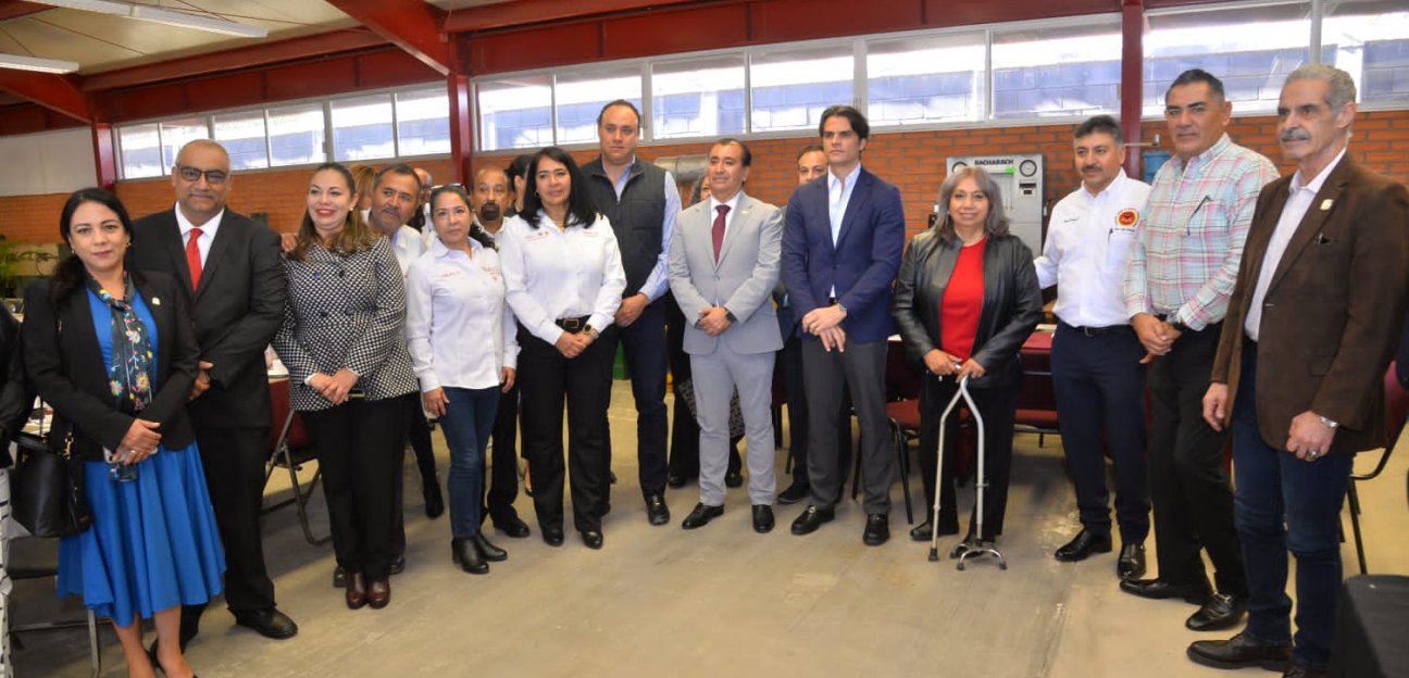 La alcaldesa Leonor Noyola Cervantes sostuvo productiva reunión con representantes del sector educativo y empresarial