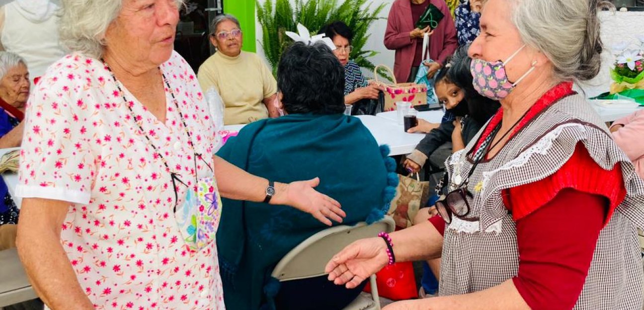 El Club de Hilos de Plata de Corazón de Soledad celebró el 14 de febrero