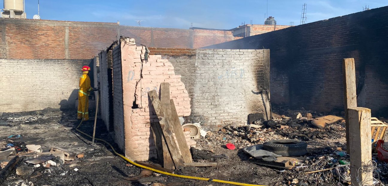 Protección Civil Municipal de Soledad, atendió incendio en casa habitación de la colonia Rivas Guillén Sur