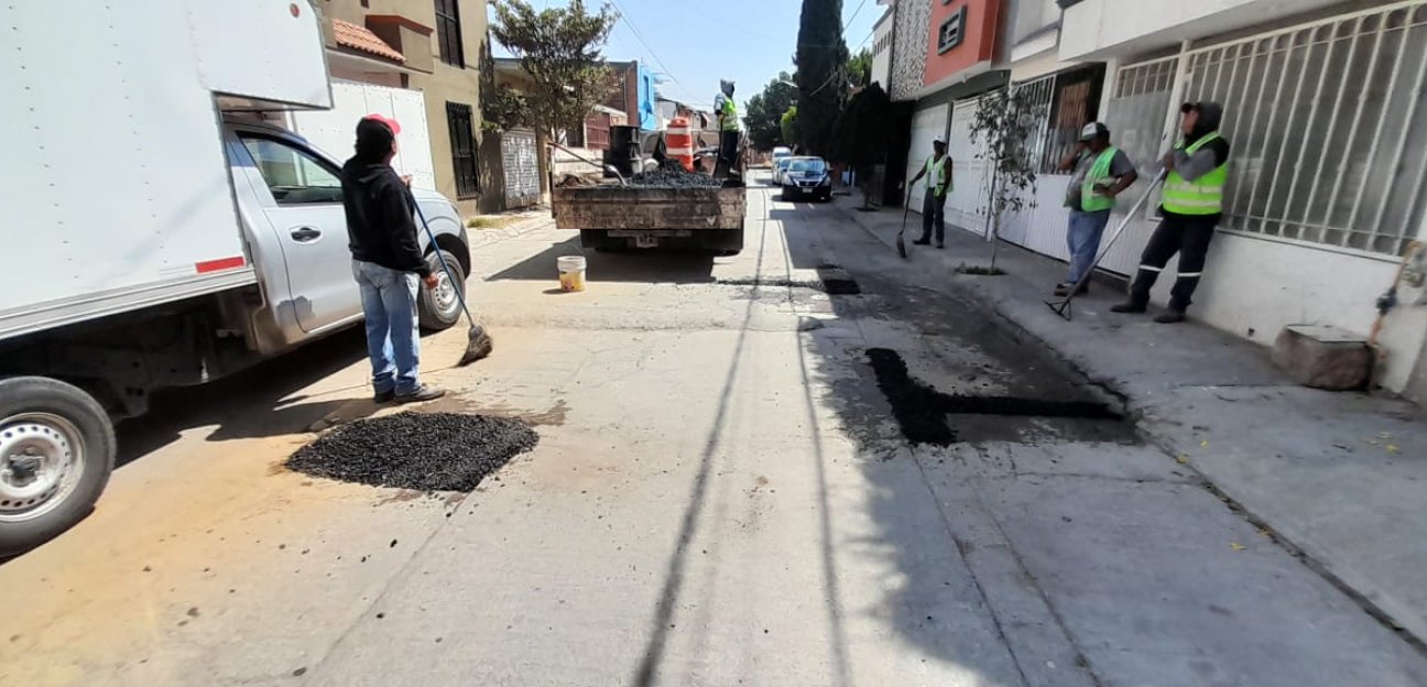 Dirección de Respuesta Ciudadana rehabilita calles de la colonia Foresta