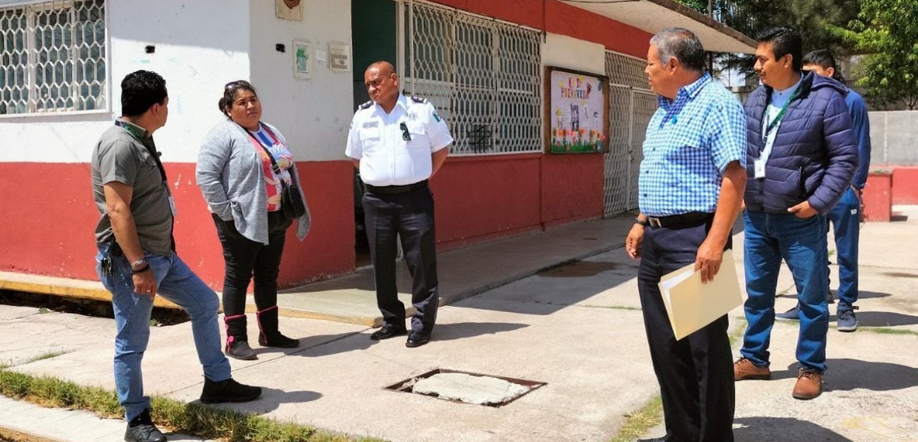 Direcciones municipales realizan recorrido preventivo en planteles educativos