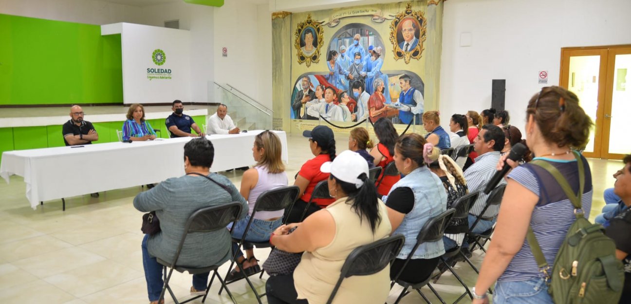 Alcaldesa de Soledad se reunió con habitantes de la zona oriente 