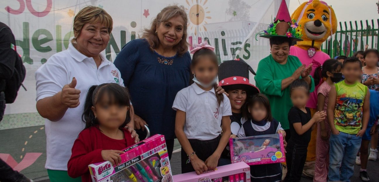 Alcaldesa de Soledad concluyó con las caravanas para festejar a las niñas y niños soledenses