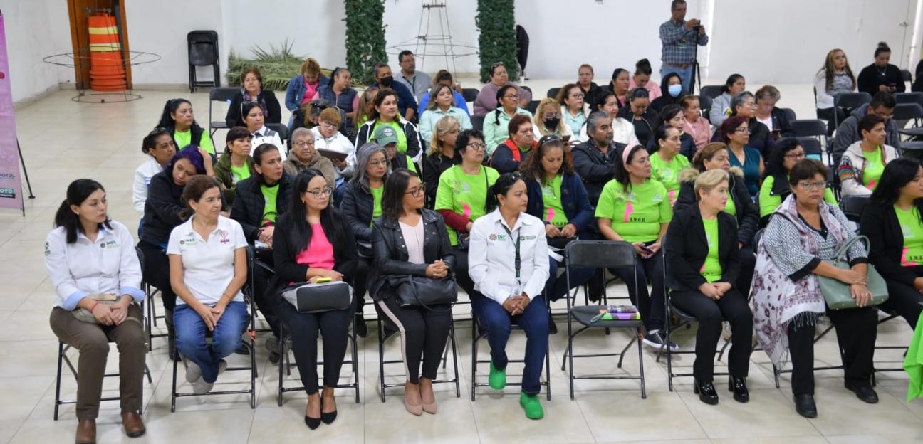 Voluntariado de Red A.M.O.R. recibe capacitación institucional, en Soledad