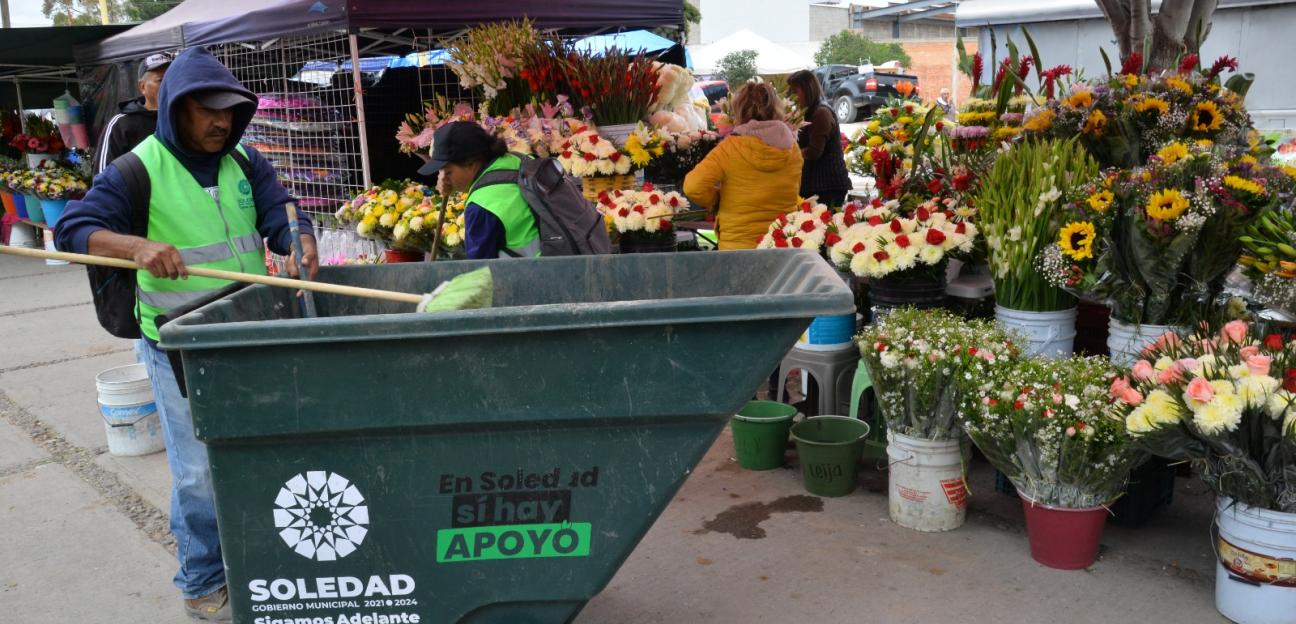 Activos, dispositivos de prevención y limpieza en panteones municipales de Soledad