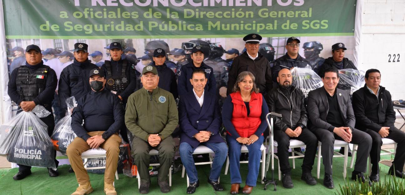 Con entrega de uniformes y reconocimientos, alcaldesa Leonor Noyola destaca labor de Seguridad Pública Municipal