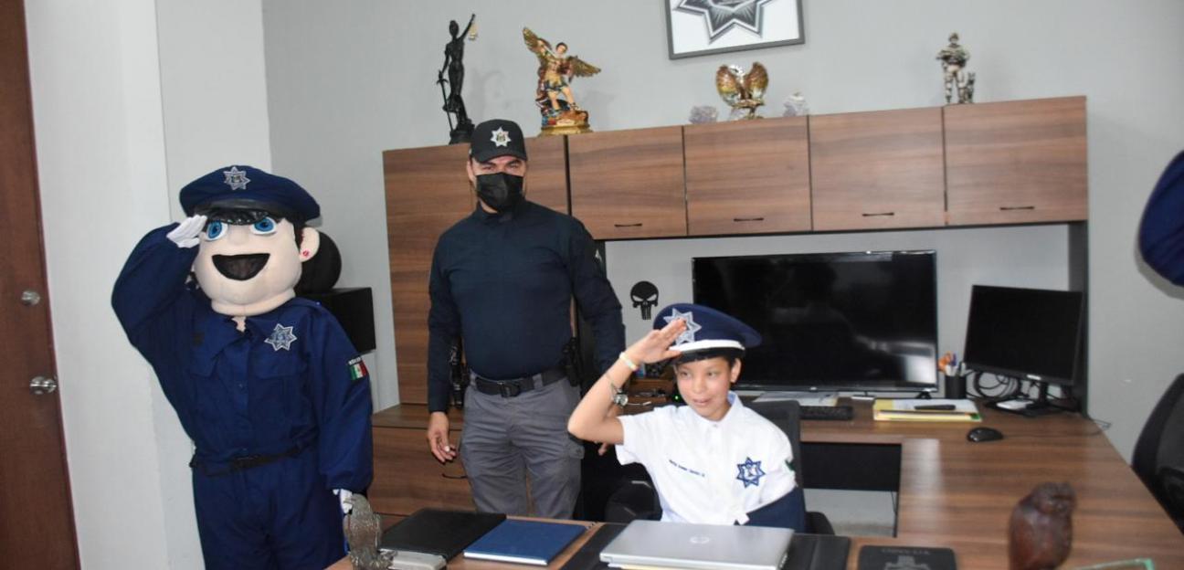 Seguridad Pública de Soledad cumple sueño a la pequeña Romina, al ser nombrada nueva titular de la corporación 