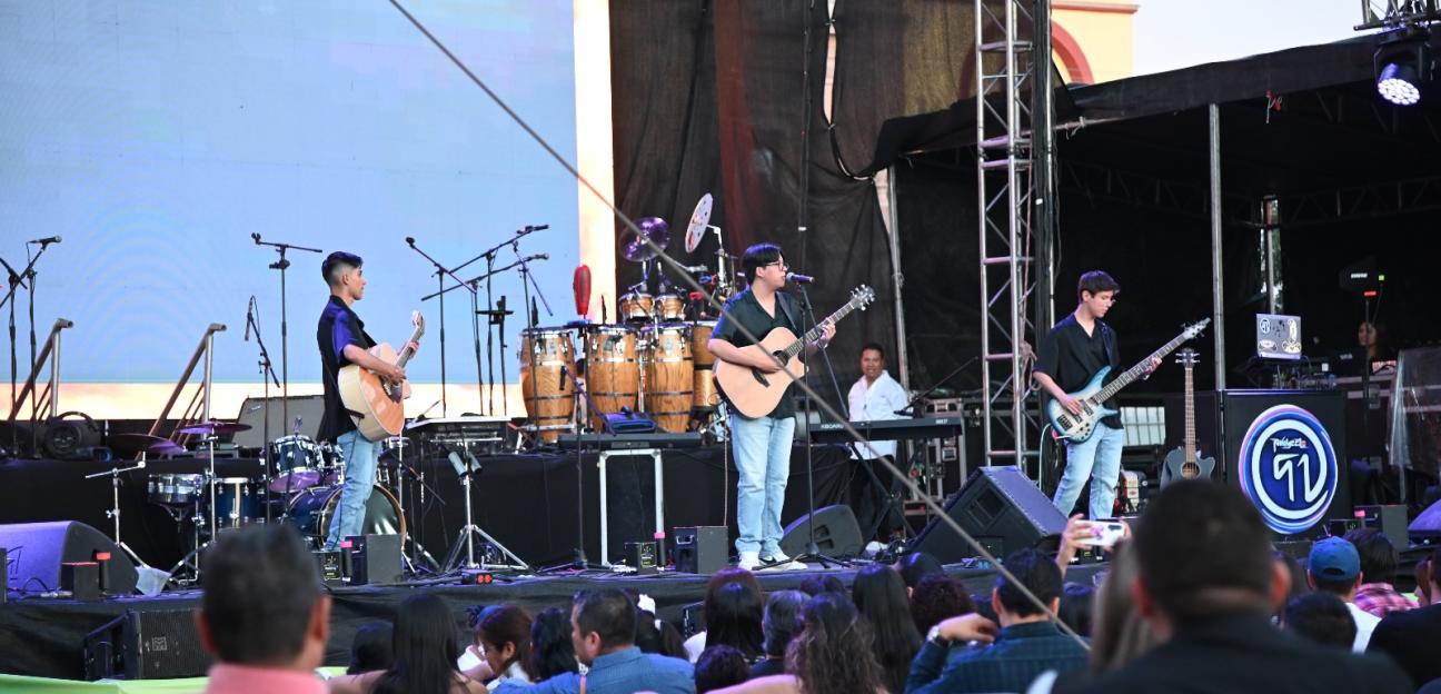 Escenario de la FENAE proyecta e impulsa talento local 