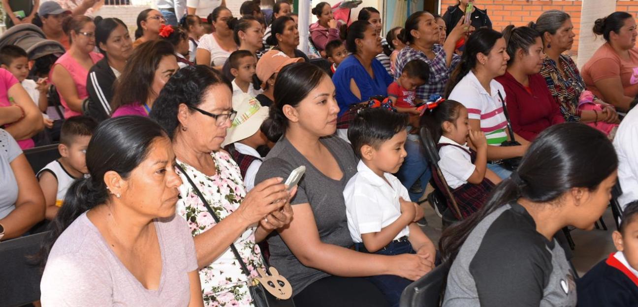 Estudiantes soledenses con instalaciones dignas para estudiar: padres de familia en Enrique Estrada